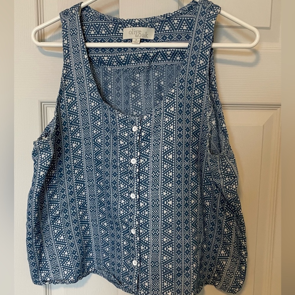 Olive and oak cropped tank